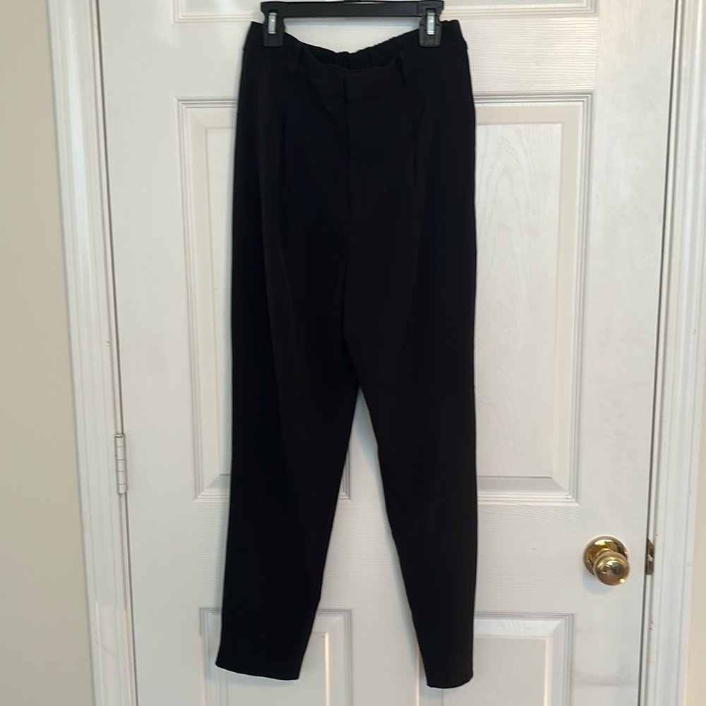 Uniqlo black trousers